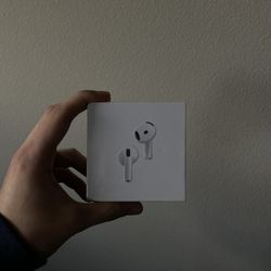 Apple Air Pods 4 Gen Noise Cancellation