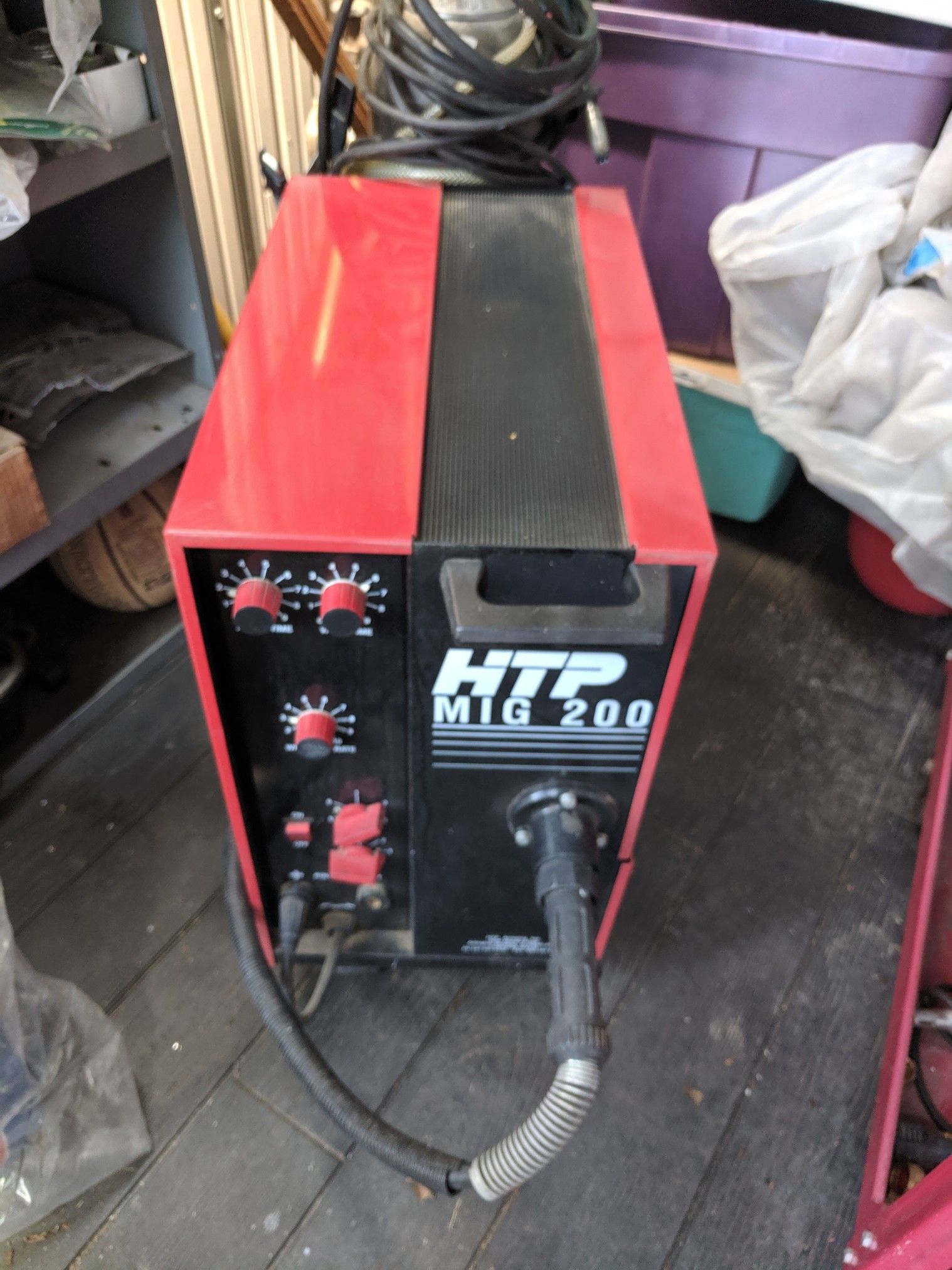 WELDER HTP MIG 200