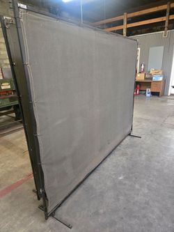 Canvas screen wall