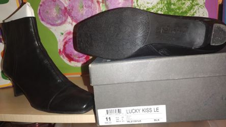 Kenneth Cole Blk Leather Boots 