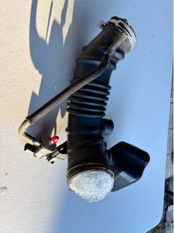 2006-2008 TOYOTA RAV4 2.4L AIR INTAKE DUCT TUBE HOSE 17(contact info removed)0 OEM