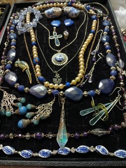 Jewelry Lot 