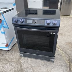 Samsung Electric Stove Range With Air Fryer