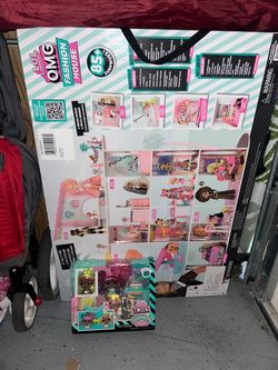 LOL Surprise OMG Fashion House Playset