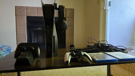 PLAYSTATION 5 DISK EDITION