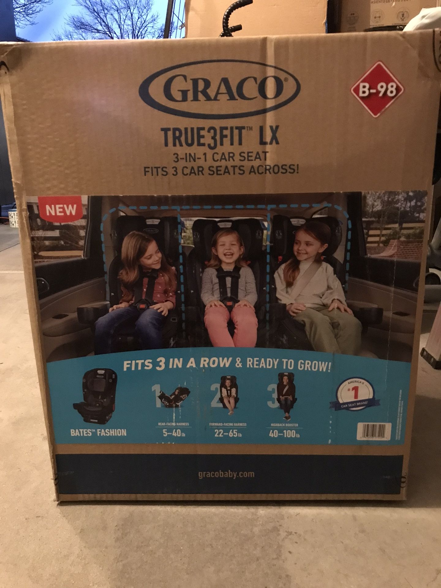 Car Seat GRACO 3 in 1 ! BRAND NEW IN THE BOX!