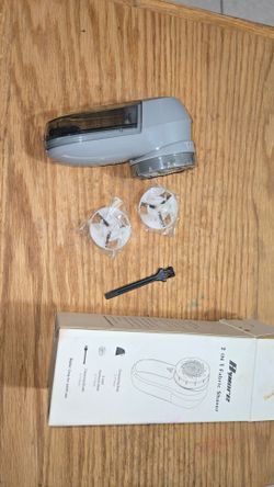 Fabric shaver
