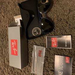 Brand New Ray-Ban Aviator Sunglasses