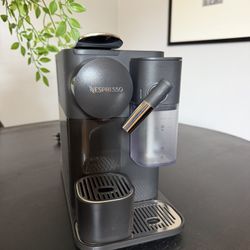 Nespresso Lattissima 