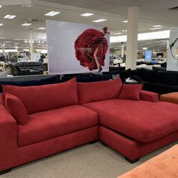 SOFAS/SECTIONALS/ LIVINGROOM