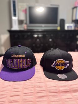 Men snap back hats