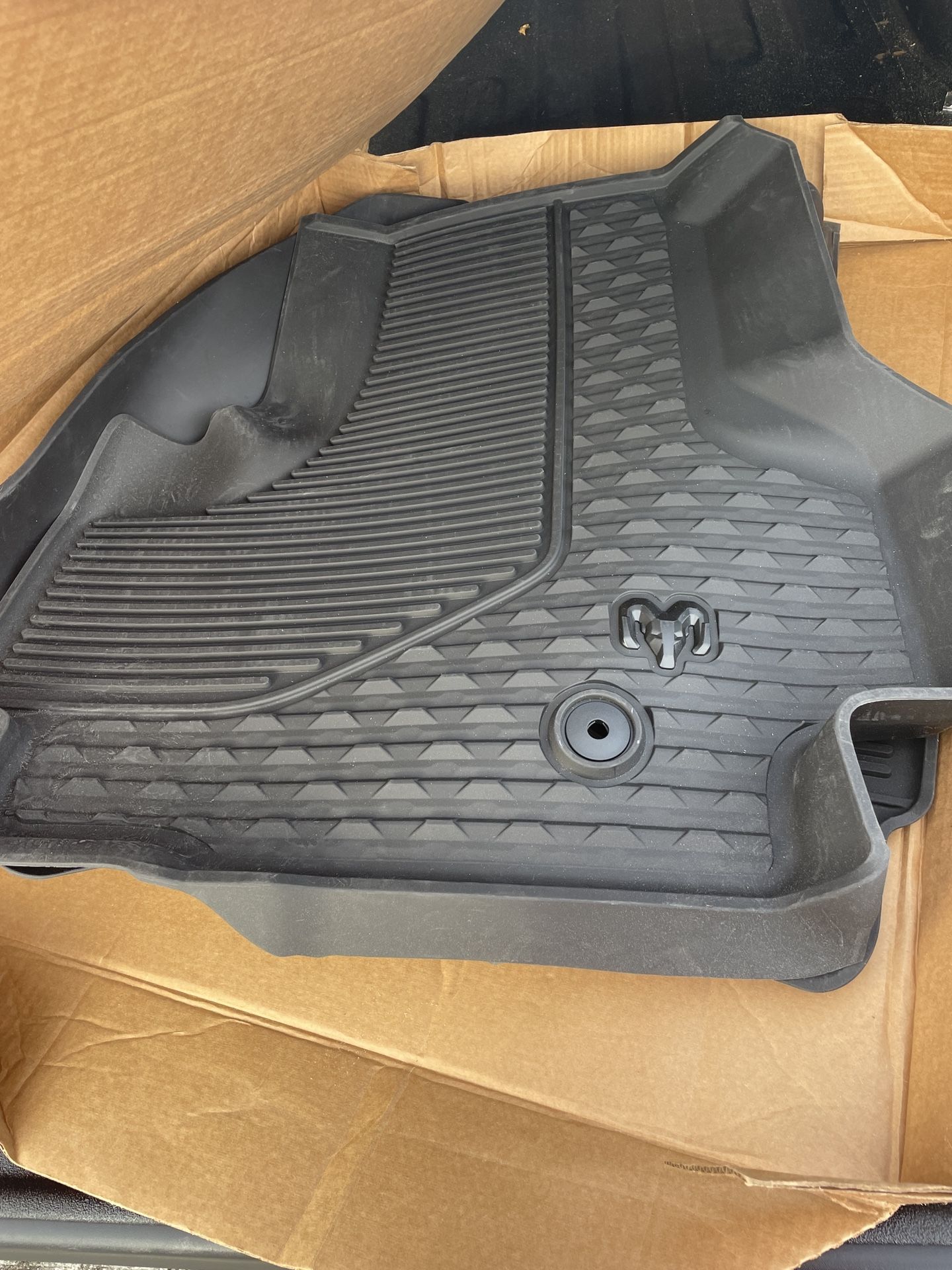 Dodge Ram 1500 Crew Cab Floor Mats 