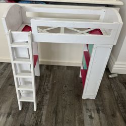 Doll bed-used