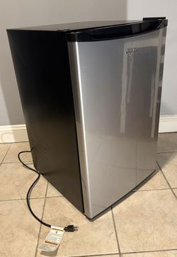 Whirlpool Mini Refrigerator