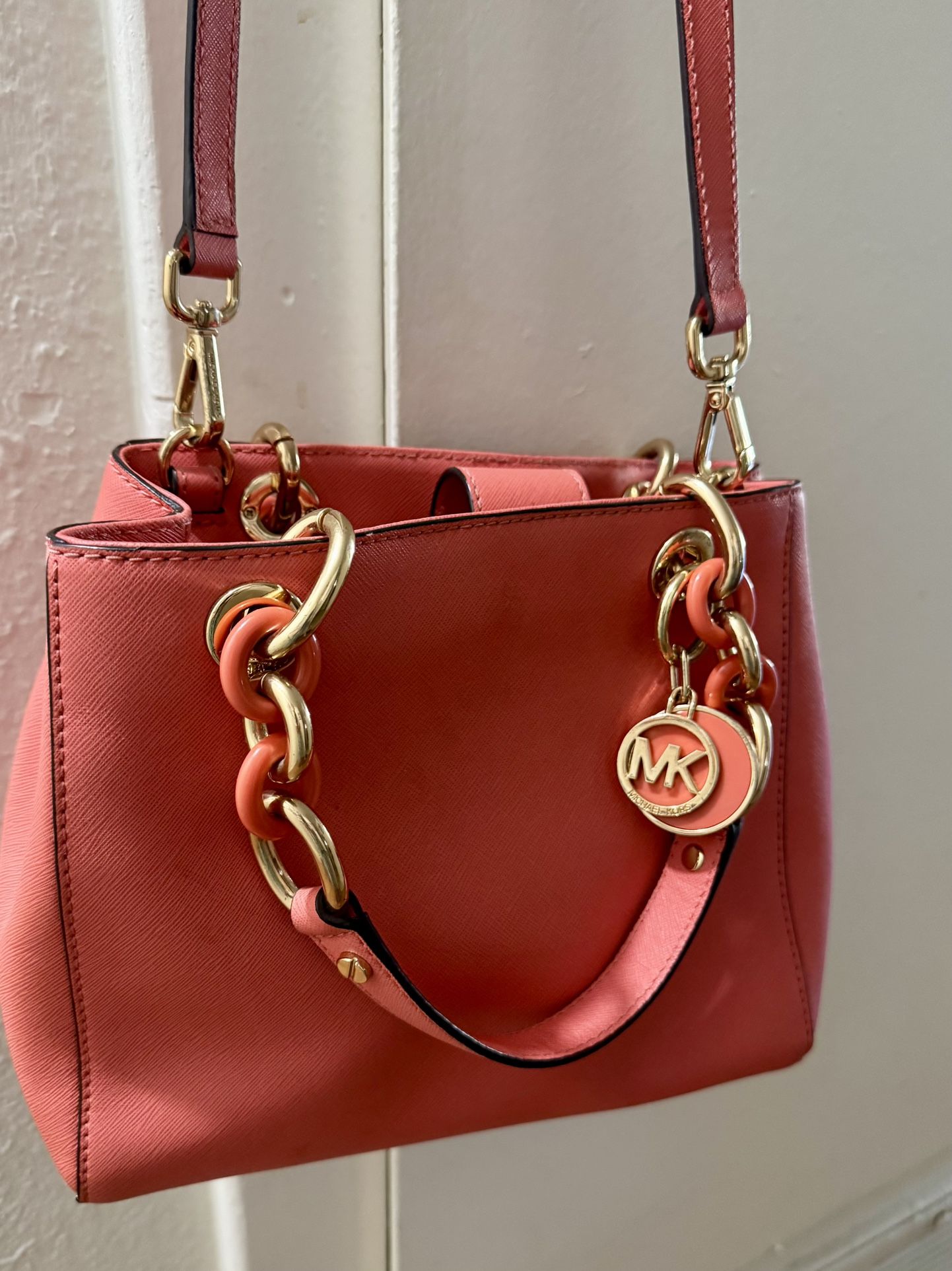 Michael Kors Purse / Matching Wallet