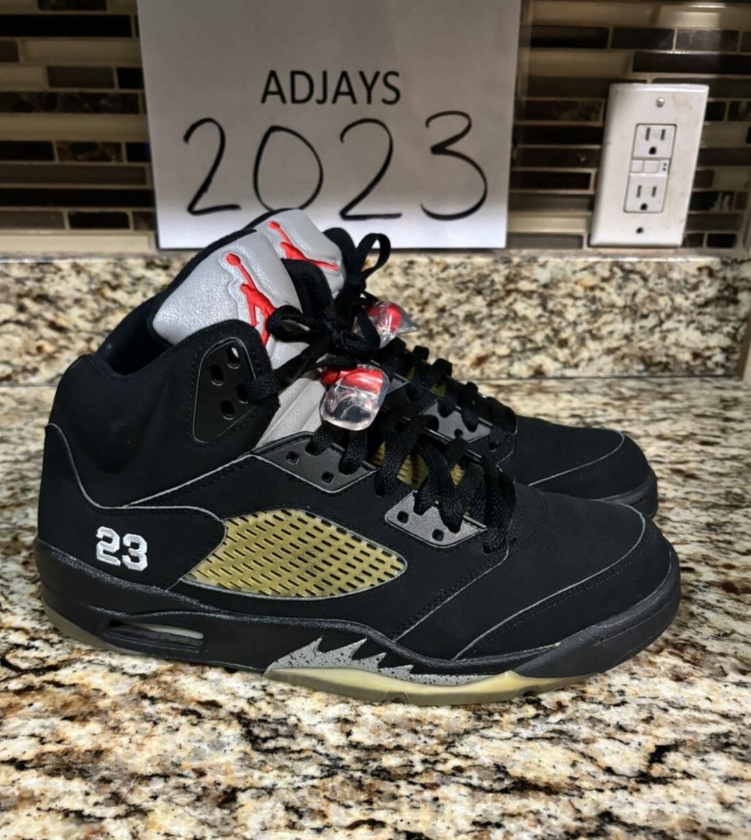 Jordan 5 Black Metallic Retro 2007