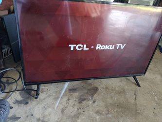 TCL 40 Roku Tv Turns On But Screen Locks Up.
