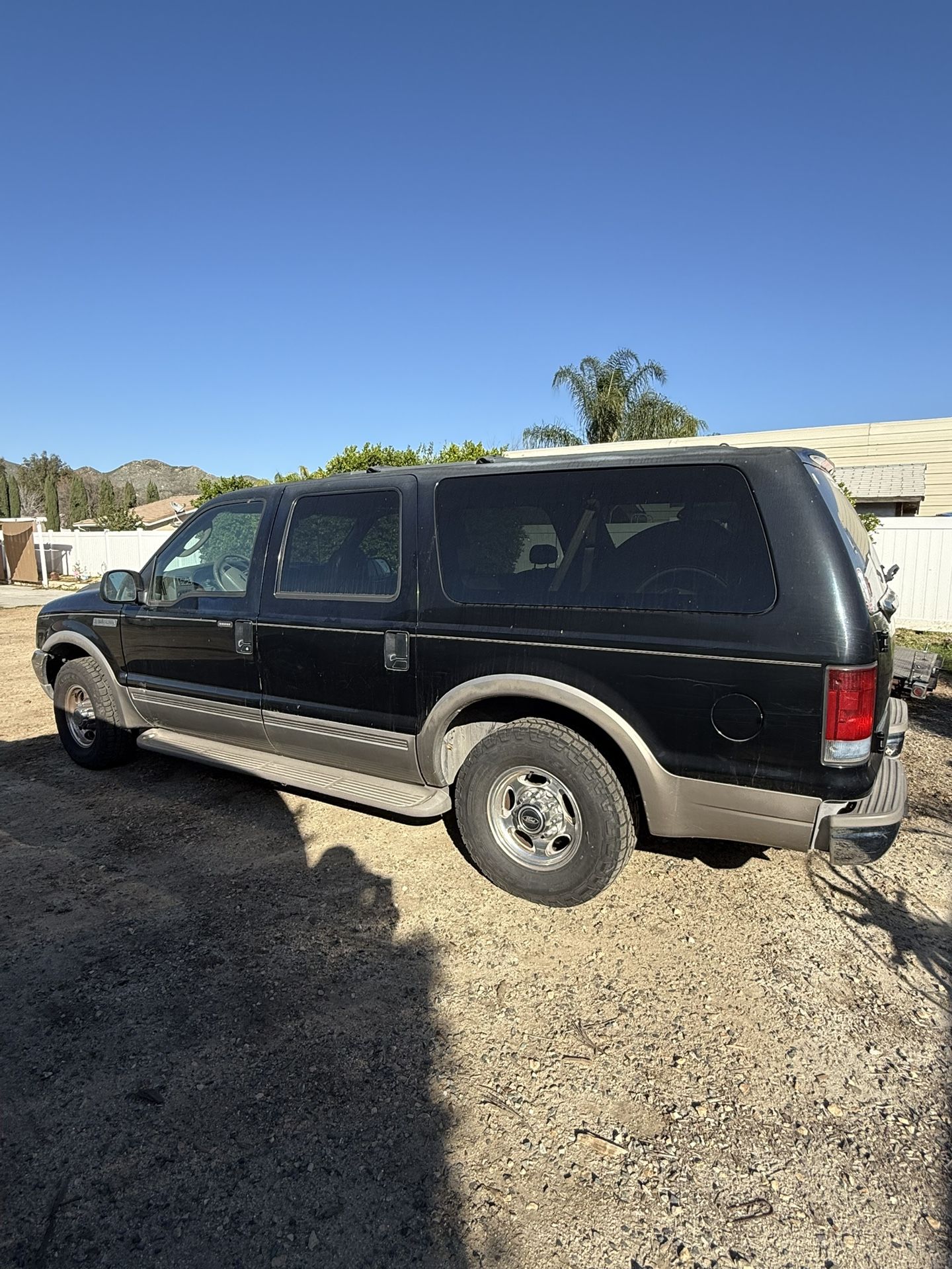 2003 Ford Excursion for Sale in Wildomar, CA - OfferUp