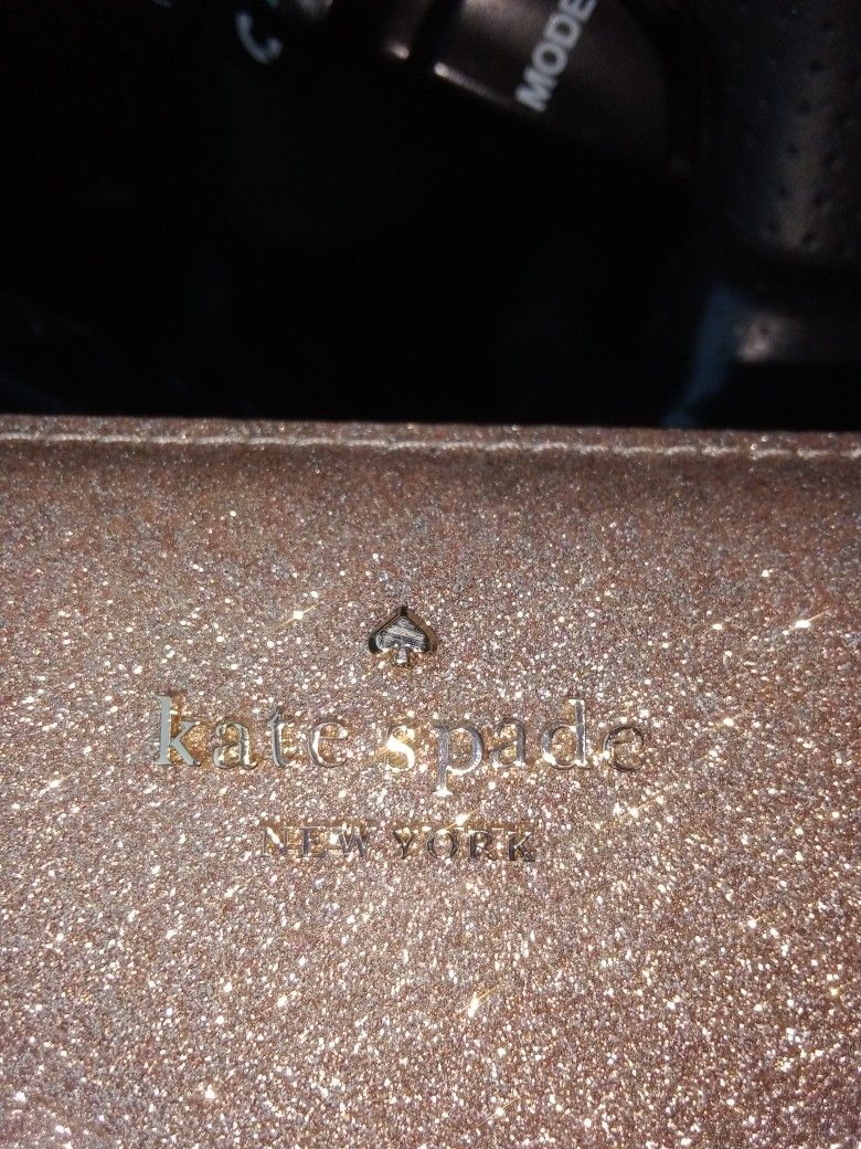 KATE SPADE LAPTOP CASE 