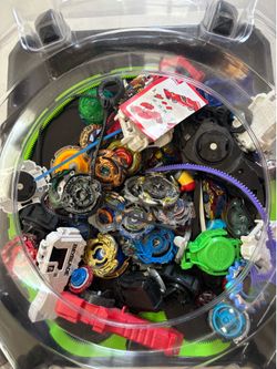 Beyblade Burst HUGE Bundle + Stadium + Launchers + Rare Metal Beys 🔥