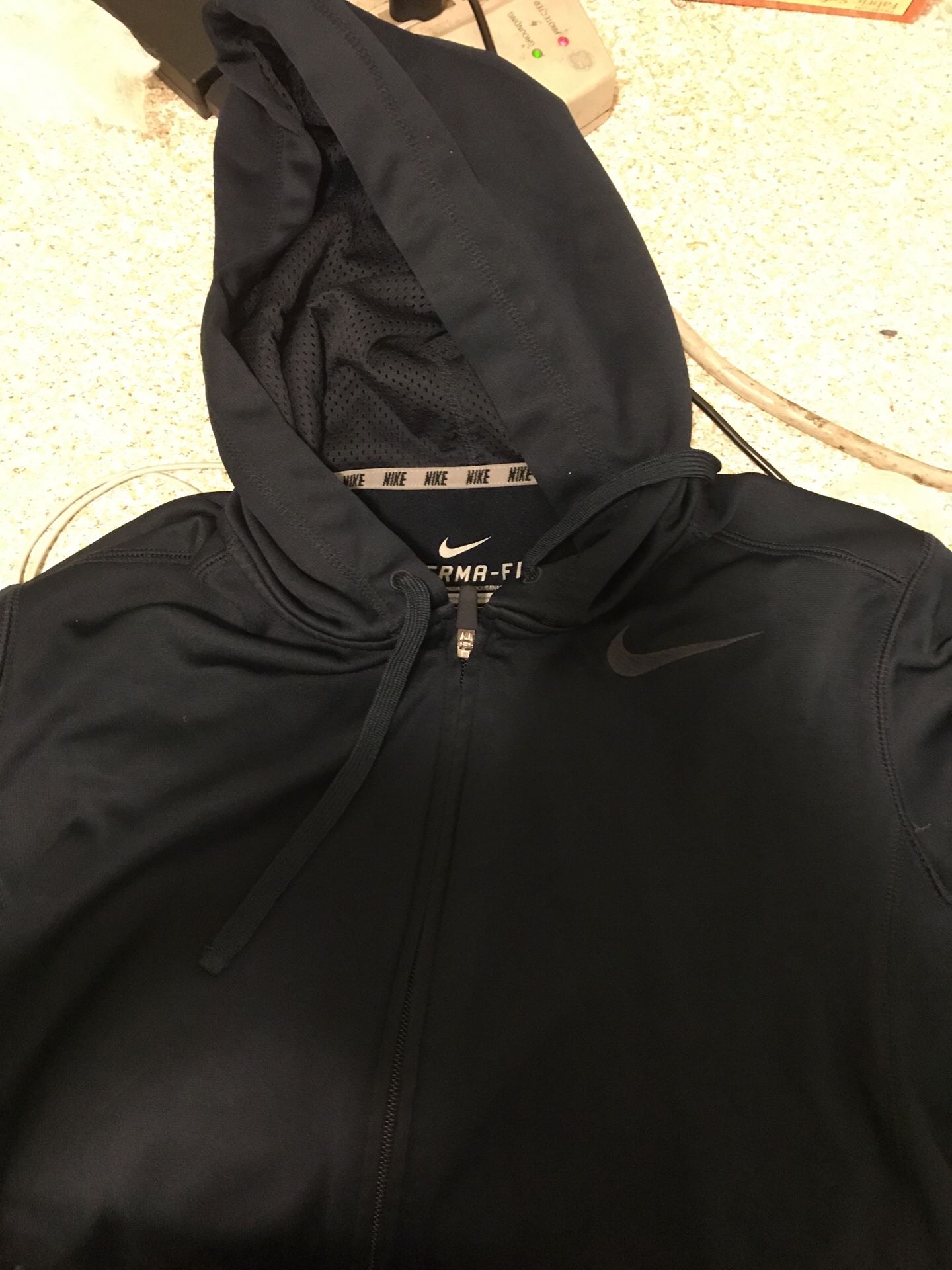Nike therma-fit hoodie