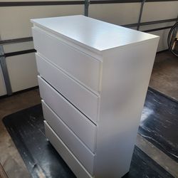 White 5 Draw Dresser 
