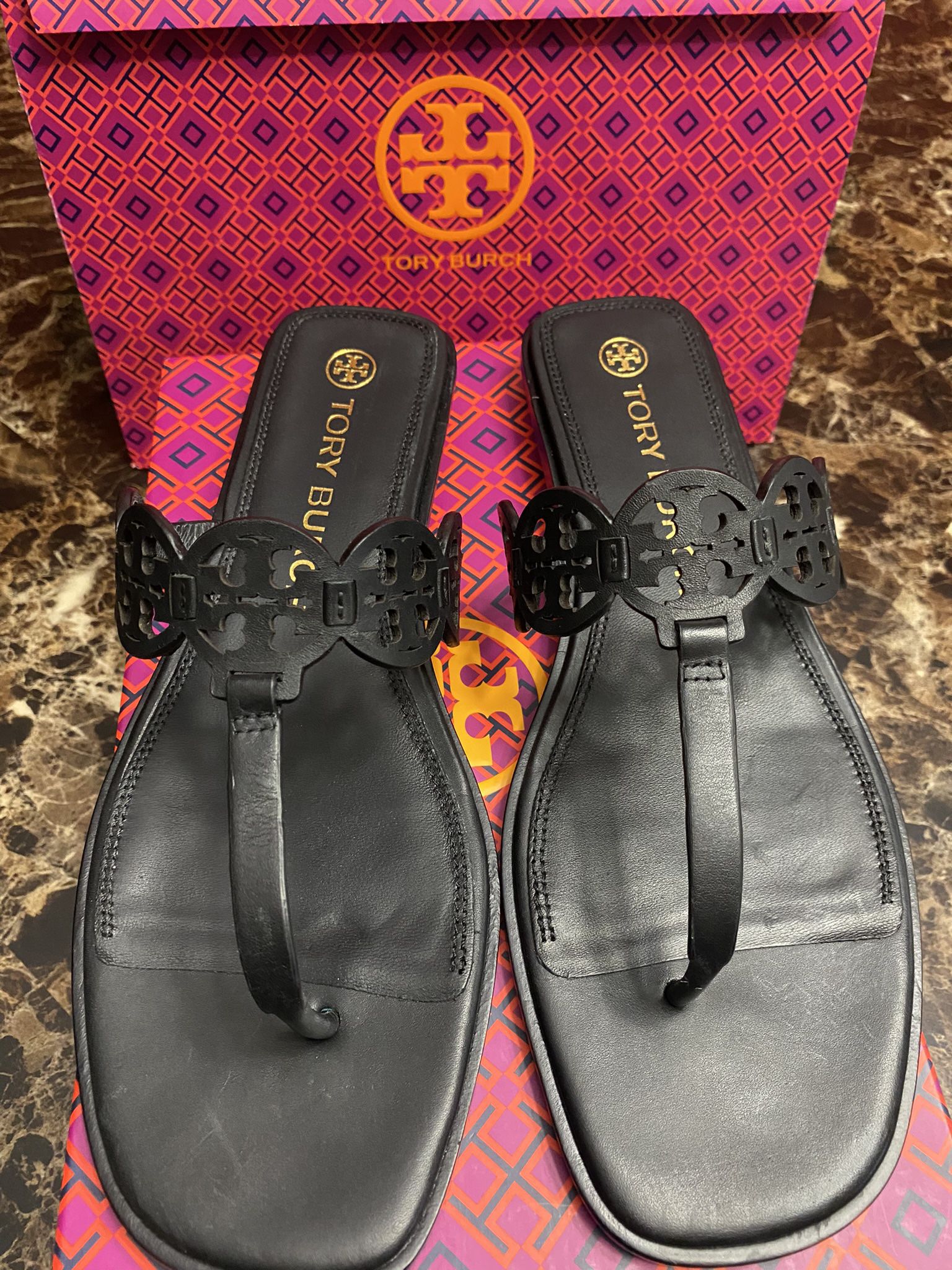 Tory Burch Tiny Miller Thong Sandal for Sale in Arlington, TX - OfferUp