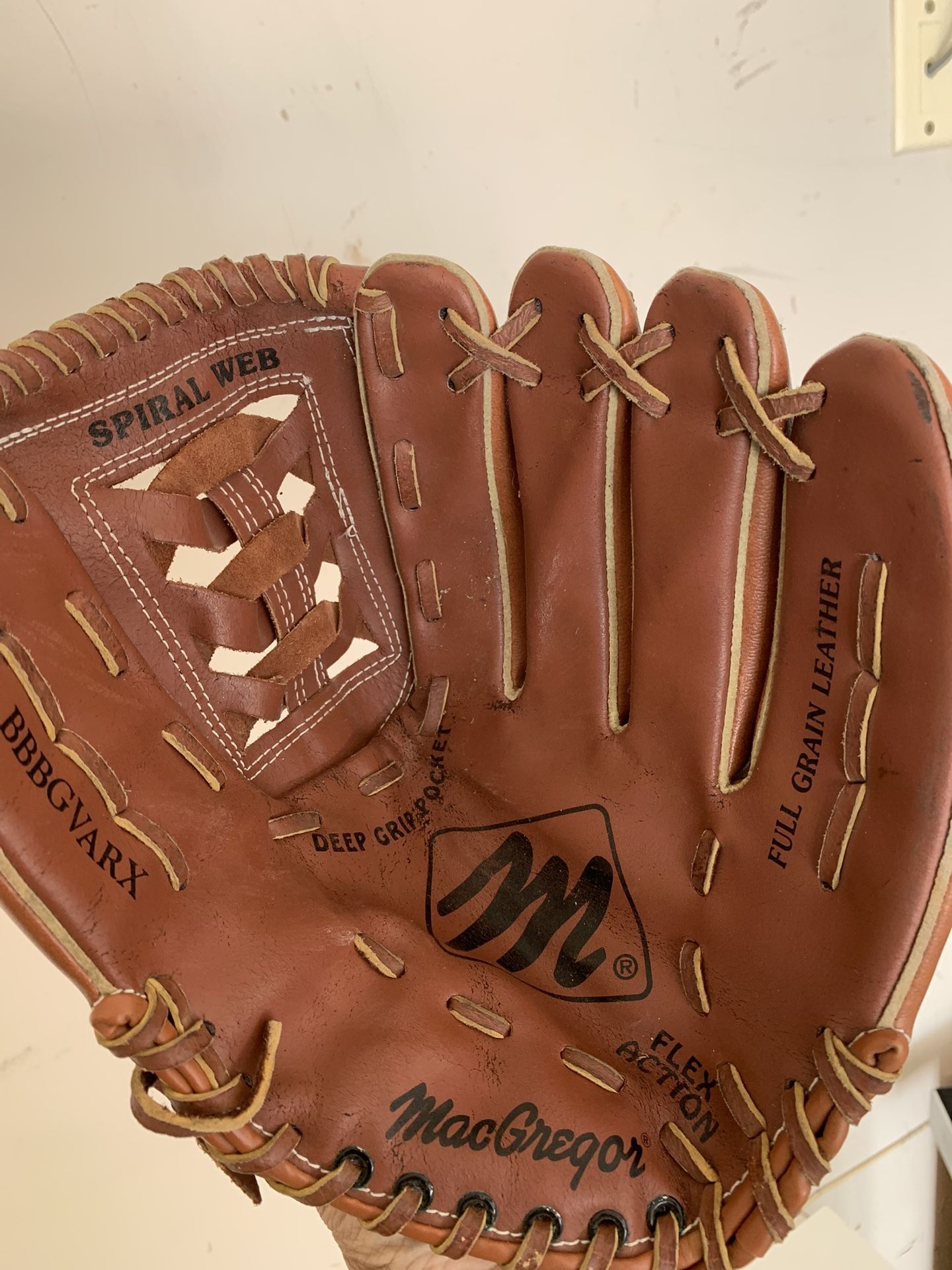Mac Gregor Leather Baseball Glove