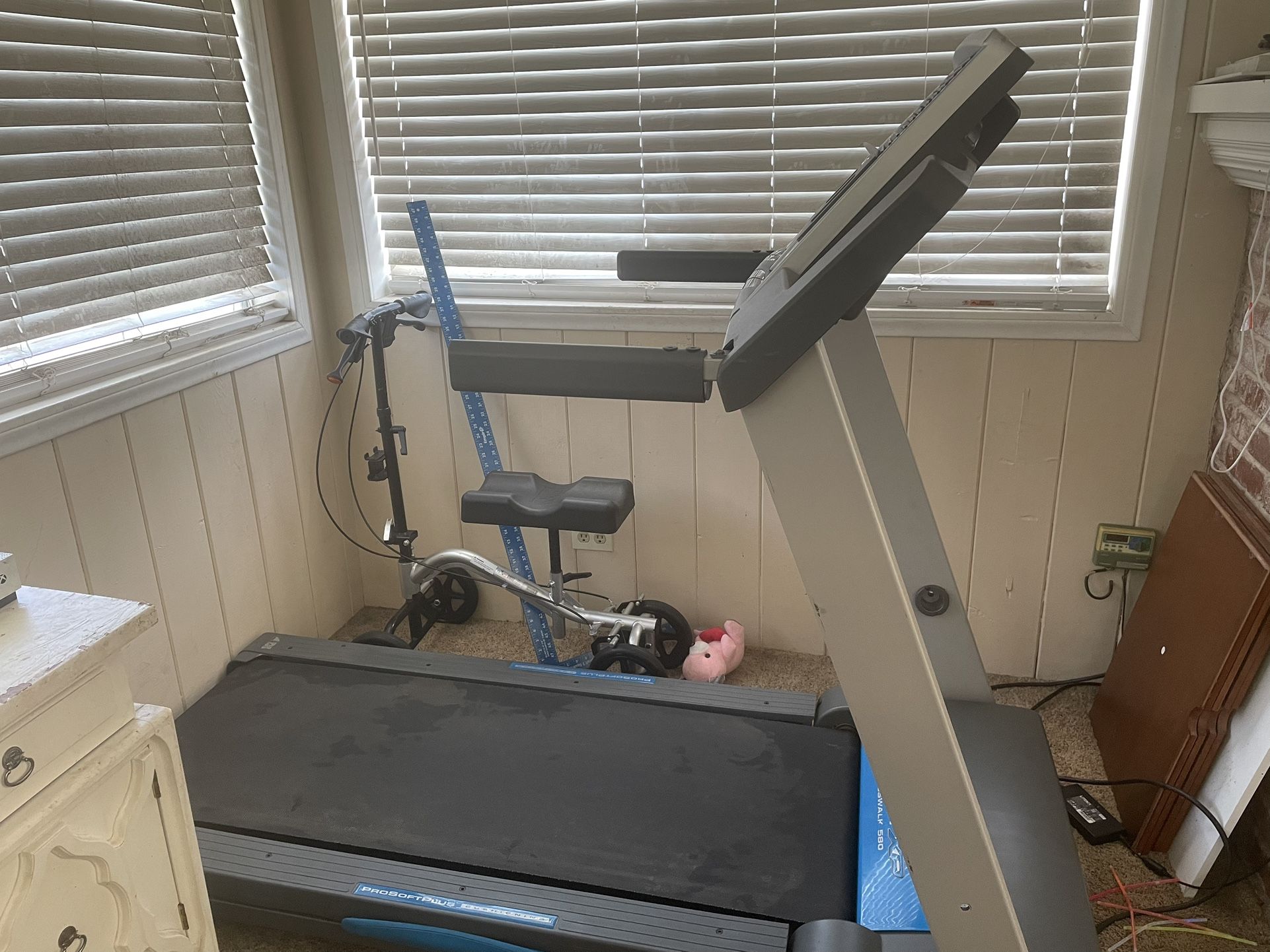 Pro-Form XP Crosswalk 580 Treadmill 