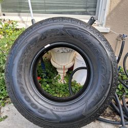 Truck tire