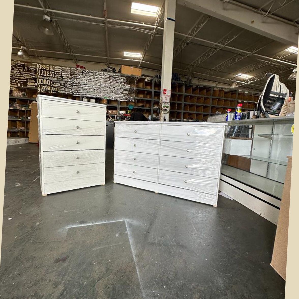 Set Dresser 