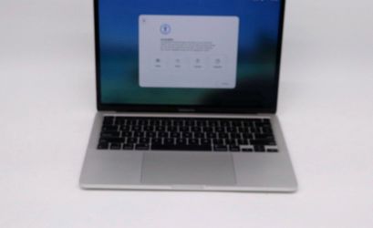 MacBook Pro 13” 2020 16gb ram 500gb