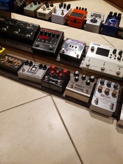 Guitar MEGA PEDAL BOAR MUST SEE IT!!