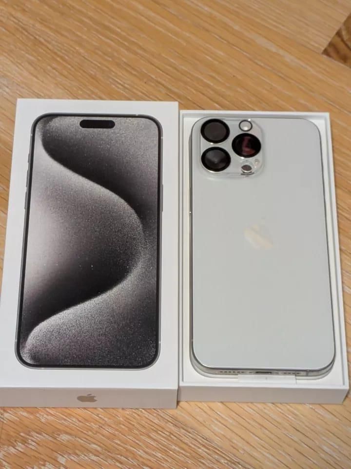 Used Unlocked Apple IPhone 15 Pro Max 256GB White Titanium