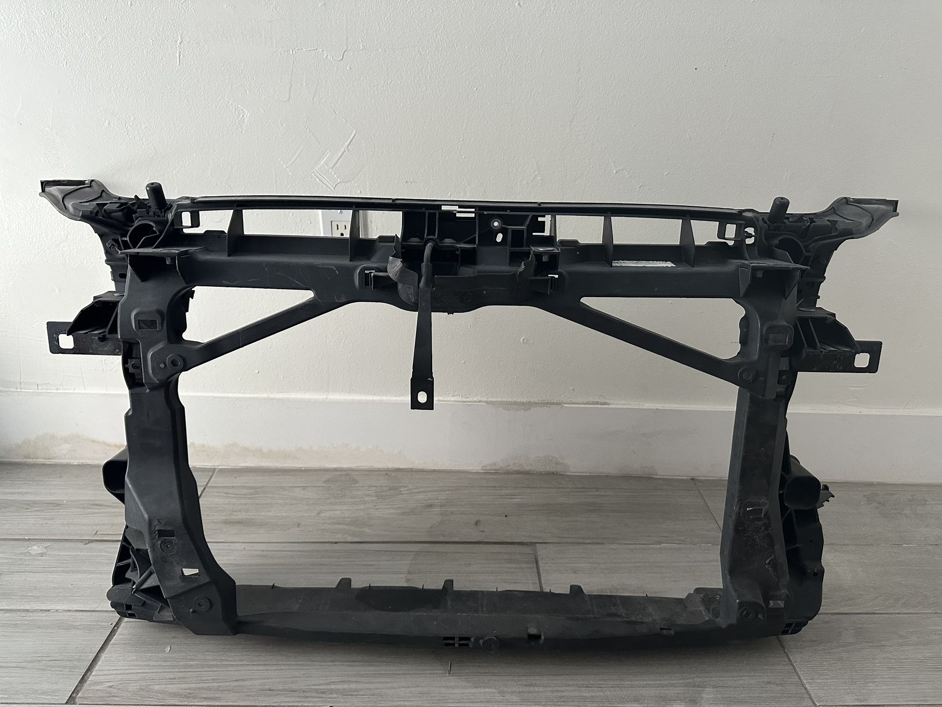 Radiator Support Audi S3