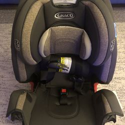 Graco 4Ever DLX 4 in 1 Car Seat, Infant to Toddler Car Seat.