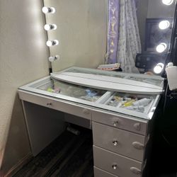 Vanity 