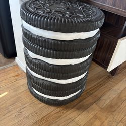 Cookie Oreo Stool