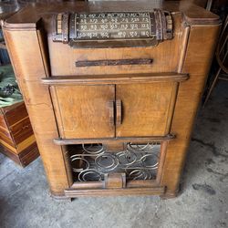 Vintage Art Deco Radio Cabinet Bar – Antique Admiral 1940s Rolling Console