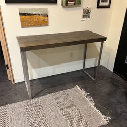 Small Table With Metal Legs