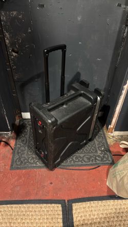 Skb rolling 4 space case