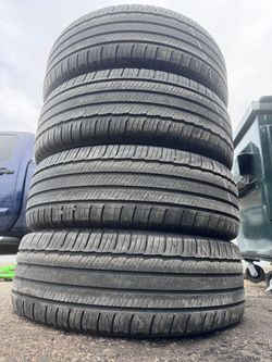 225/60R18 Michelin primacy tour all season tires