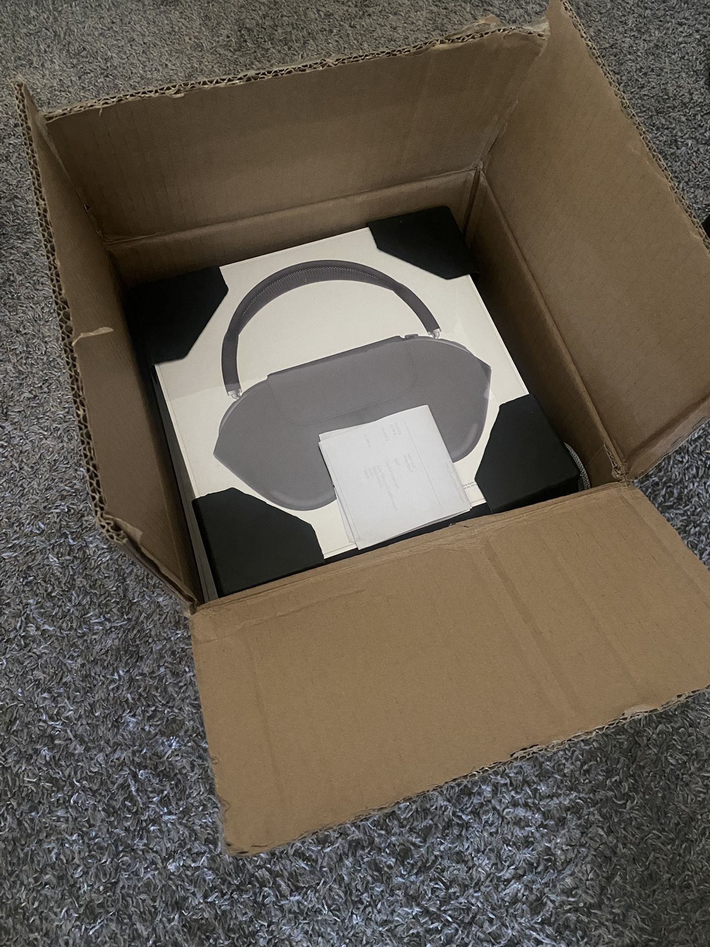 Apple AirPod Max Wireless Over-Earphones - Midnight Black - Holiday Sale