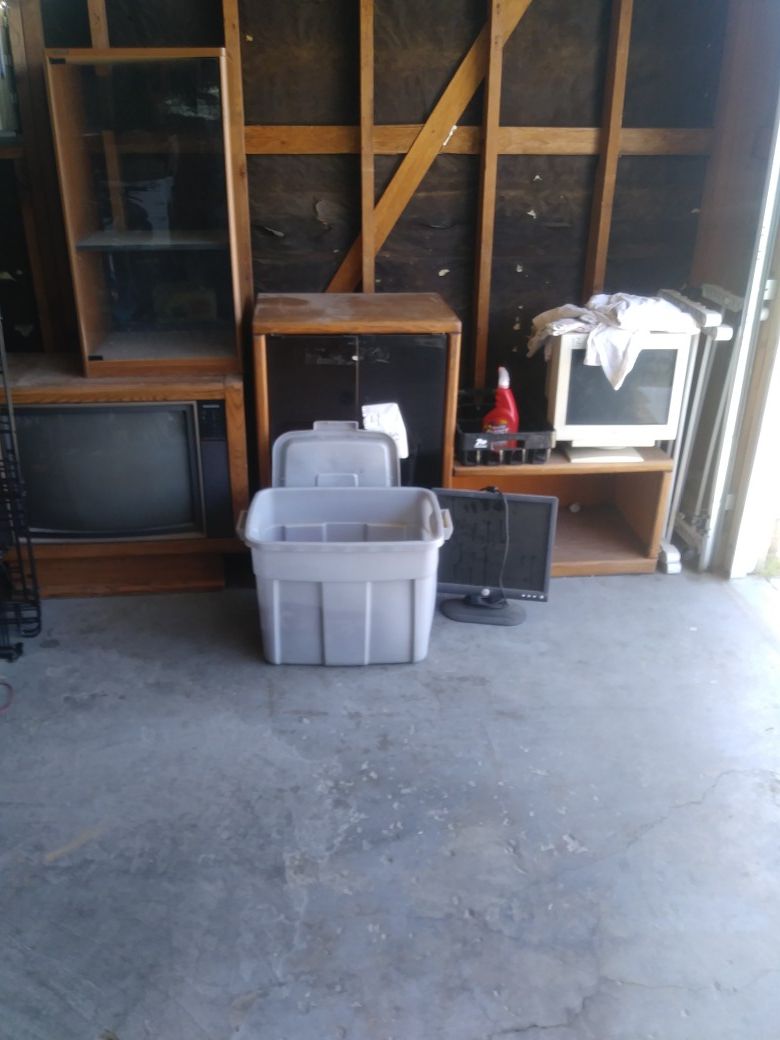 Free Junk pick up for Sale in Fresno, CA OfferUp