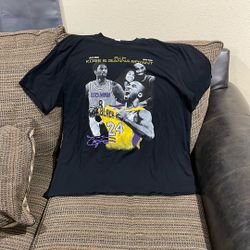 Size 2XL RIP Kobe Bryant & Gianna Bryant T-Shirt.