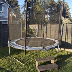 Free Trampoline (You Pick Up)