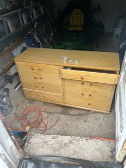 Dresser
