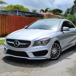 Mercedes-Benz CLA250 4MATIC 2016