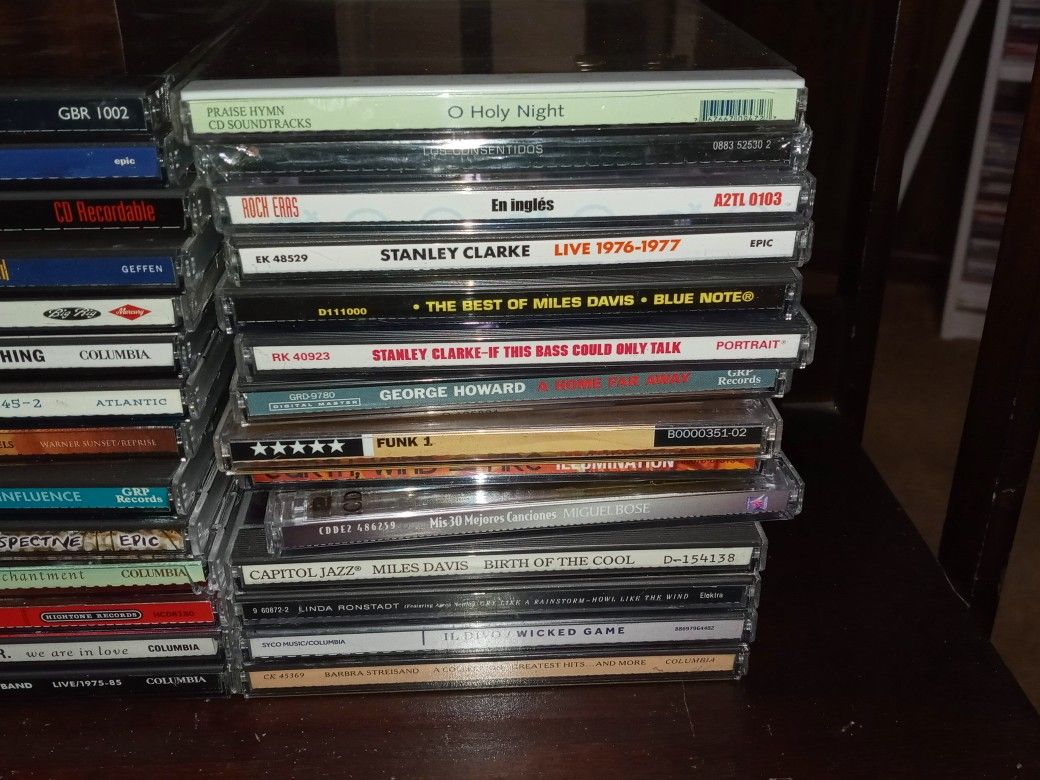 100s of Cds