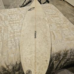 J Fernandez Surfboard 6'3 X 18 5/8 X 2 3/16